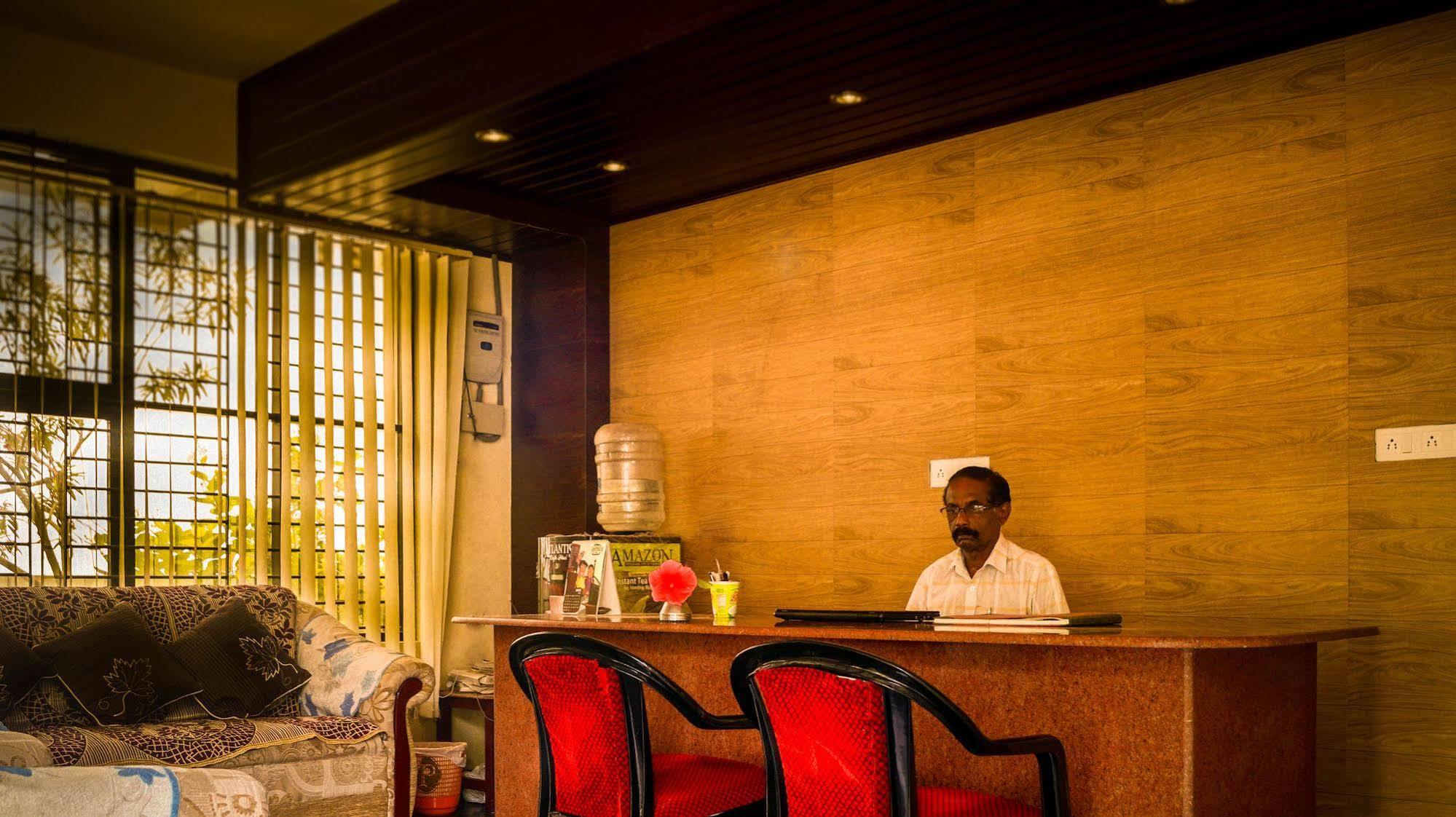 Dreams Hotel Kovalam Extérieur photo